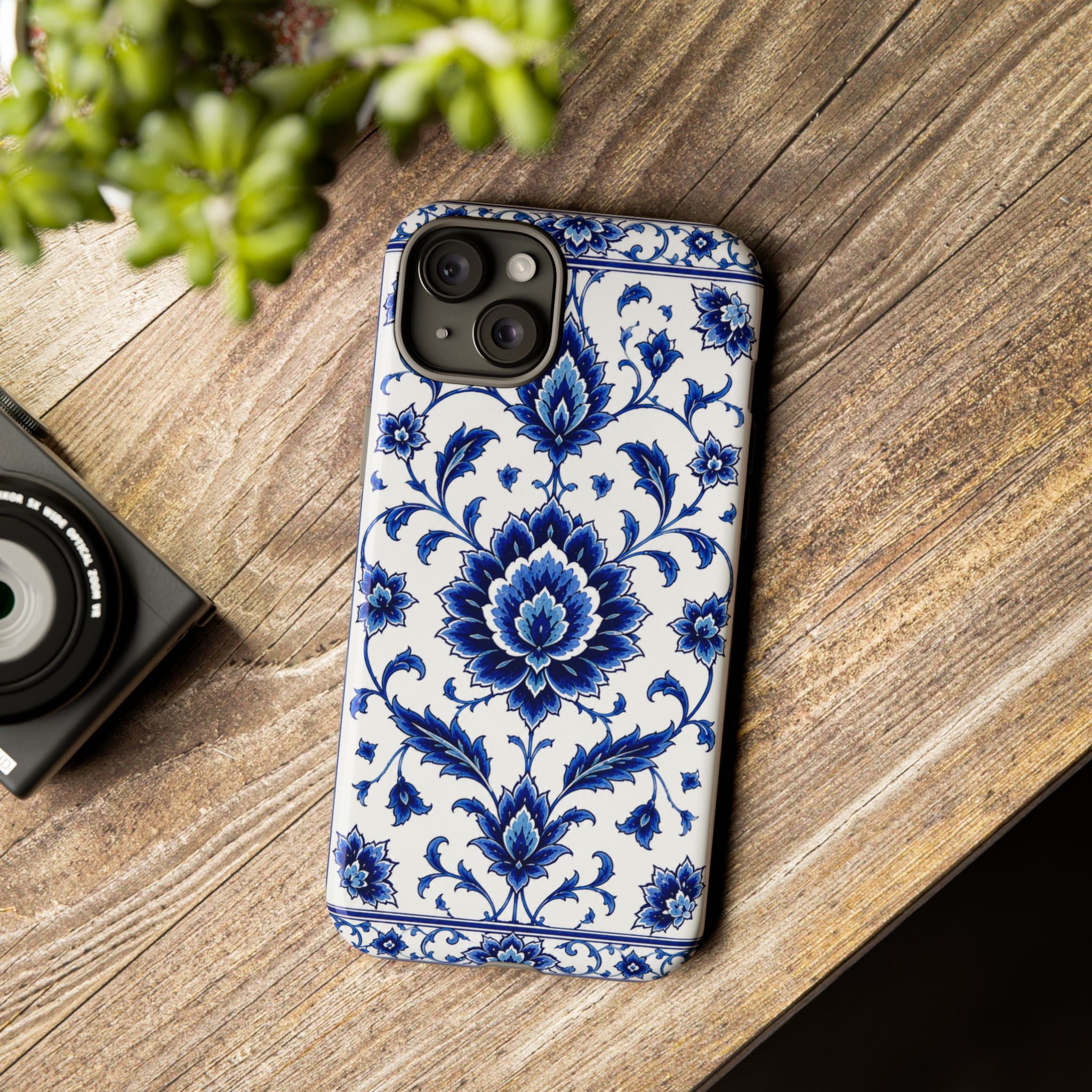 Blue Floral Ceramic Pattern Tough Phone Case